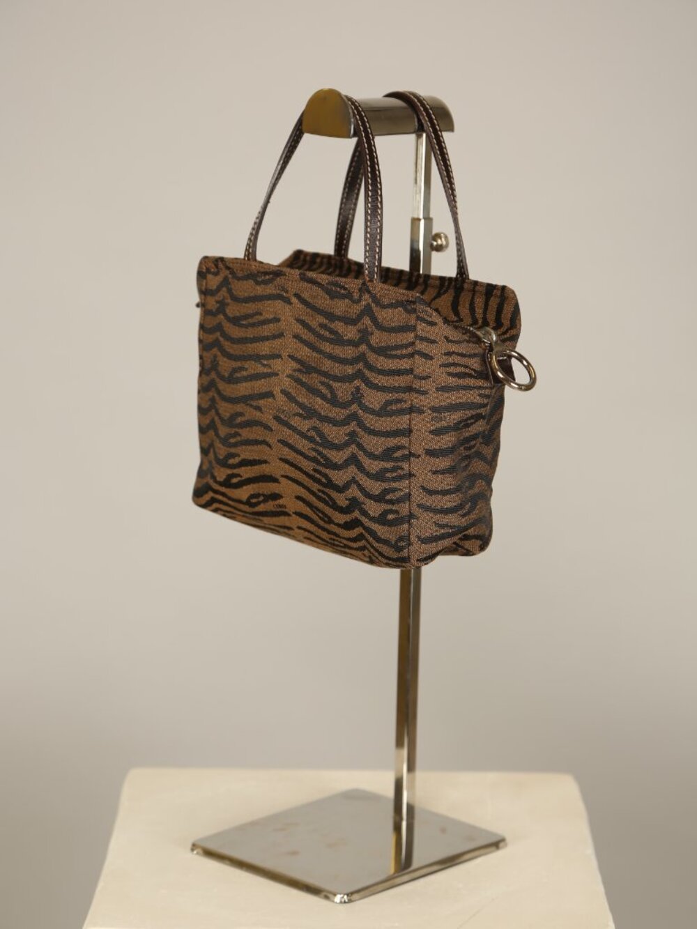 Extremely rare Fendi Bag - Picture 4 of 13